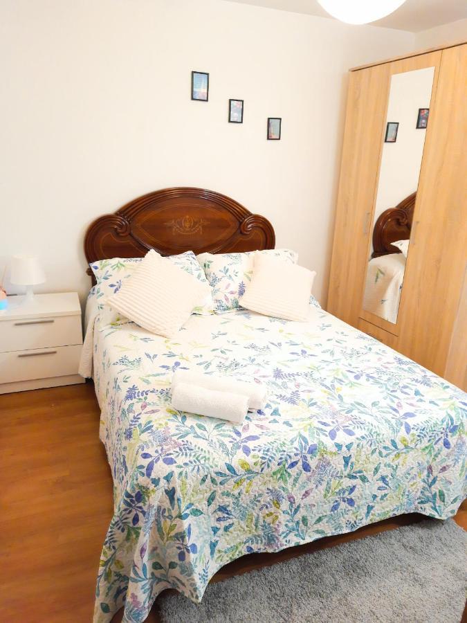 Habitaciones Privadas - Casa Rural - Bano Compartido Con Los Anfitriones スアンセス エクステリア 写真